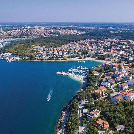Stunning Apartment In Pjescana Uvala With Wifi Экстерьер фото